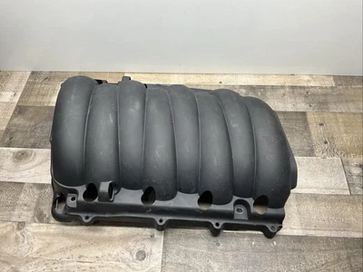 USED OEM CHEVROLET 28259130/12619779 ENGINE COVER 2014‑2016 SILVERADO 1500 5.3L Foto 1 de 4