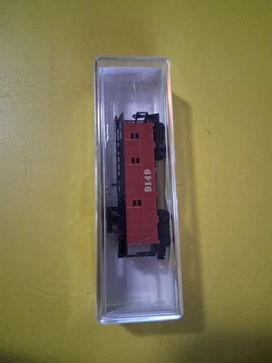 Model Power  3102 N Transfer Standard Cupola Caboose #9149 - Image 1 of 3