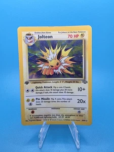 1999 Pokémon TCG Jolteon Jungle Holo 1st Edition Rare Card 4/64 WOTC - Picture 1 of 10