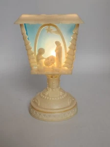 VTG PLASTIC CHRISTMAS NATIVITY LANTERN LIGHTED DECORATION - Works - Picture 1 of 4