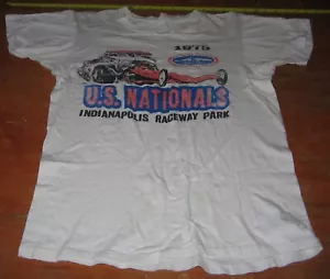 T-shirt NHRA Indy US Nationals 1975 vintage drag racing usata (alcuni fori/strappi) - Foto 1 di 6