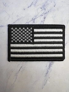 Schwarz & Weiß US-Flagge bestickt Aufbügeln Aufnäher - Bild 1 von 3
