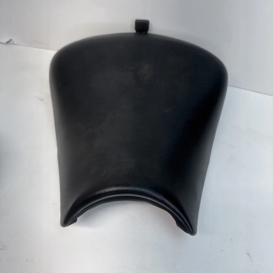 2017-2019 KAWASAKI NINJA 650R FRONT DRIVERS SEAT SADDLE PILLION 53066-0690-MA - Image 1 of 4