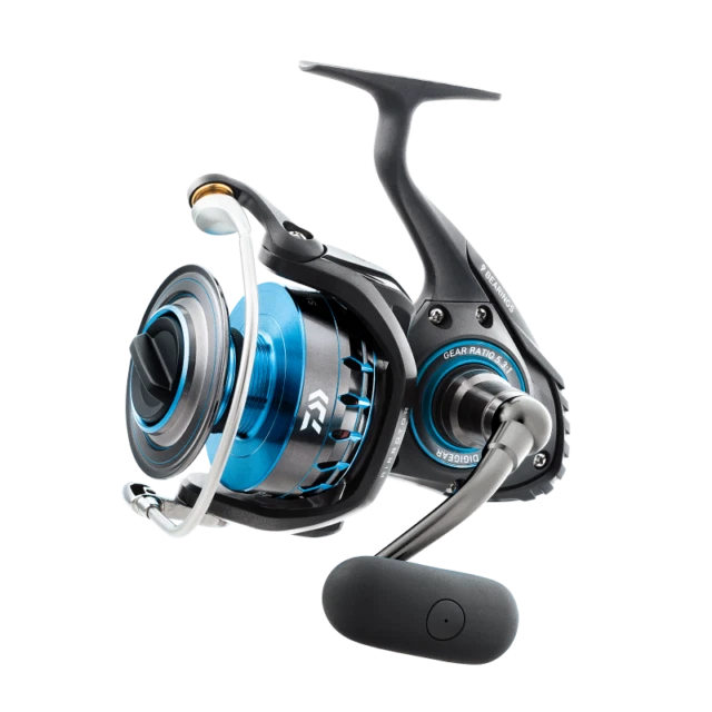 Daiwa SALTIST8000 Spinning Reel