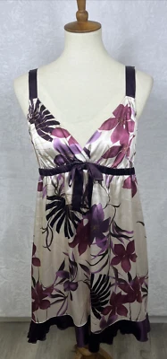 Ropa de dormir Gilligan & O'Malley PJ íntima floral púrpura crema talla mediana Foto 1 de 4