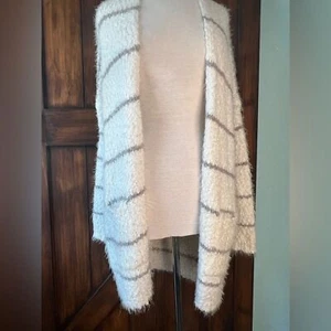 Altar'd State Cozy Textured Eyelash Knit Cream Grey Open Front Cardigan Sweater - Bild 1 von 7