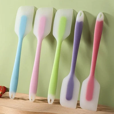 Raspador de pasteles de silicona antiadherente crema espátula herramienta para hornear pastelería 1 pieza - NUEVO Foto 1 de 4