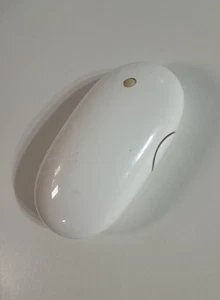 Apple Wireless Bluetooth Mighty Mouse - Model A1197 - Genuine - Tested - Picture 1 of 3