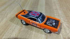 #2 Dukes Of Hazzard General Lee Custom '69 Dodge Charger Street Freaks, 1:64, Neu! - Bild 1 von 13