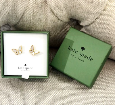 NOVO NA CAIXA Brincos Kate Spade Pérola Flutter Borboleta Ouro Creme Branco com CAIXA - Imagem 1 de 4