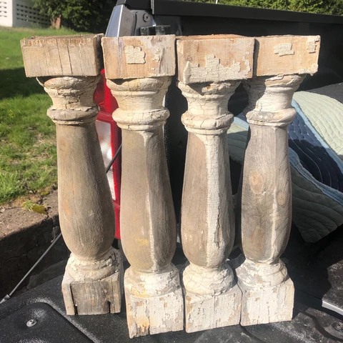 c1890 Victorian chunky porch railing baluster spindles set of 4 - 17.75 x 3 5/8” Cover