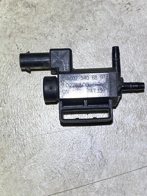 Genuine Mercedes-Benz Changeover Valve 002-540-68-97 C350 GLK 2013-2016 E350 - Image 1 of 3