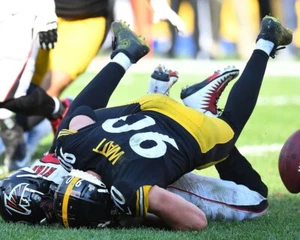 TJ WATT & MATT RYAN 8X10 PHOTO PITTSBURGH STEELERS PICTURE NFL FOOTBALL FALCONS - Picture 1 of 1