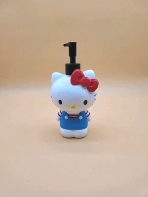 Dispensador de jabón Hello Kitty Jay Franco 2023 8,25 en azul, rojo y blanco  Foto 1 de 4