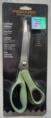 New FISKARS Premium Fabric Pinking Shears Comfort Handle Lime Green Limited Edit - Image 1 of 4