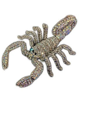 Butler and Wilson Large Vintage Scorpion Crystal Brooch Pin - Image 1 of 2