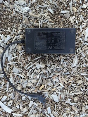  YH-A290020-A AC Adapter 29V 2A - Image 1 of 3