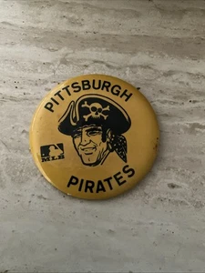 Pittsburgh Pirates Logo (1970er) 3-1/2" Vintage MLB Baseball Pin-Back Button - Bild 1 von 4