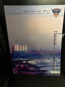 Detroit Tigers Comerica Park Opening Day Program 04/11/2000 embossed - Picture 1 of 3