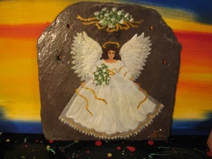 Beautiful Handpainted Angel on Old Barn Slate Handmade Christmas Wall Plaque Sgn - Picture 1 of 5