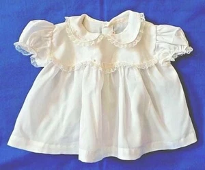 50er Jahre Baby Kleinkind weißes Taufkleid mit Spitze & Knöpfen von Mastro Größe 0-3 - Bild 1 von 5