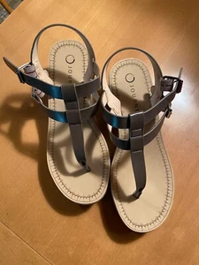 Journee Bianca Brown Women's Sandals 8 NWB - Picture 1 of 9