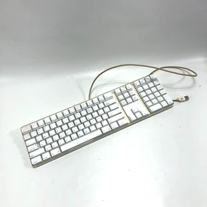 Apple Wired Keyboard White Model A1048 - Picture 1 of 4