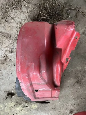 Honda 1984es Atc200m 82-84 большой красный 200 оригинальный заднее левое крыло грязевая защита - Изображение 1 из 4