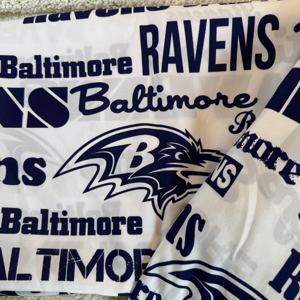 Juego de sábanas tamaño doble con estampado de logotipo del equipo de fútbol americano Baltimore Ravens NFL Foto 1 de 2