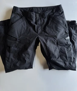 Burton TWC Smuggler Pants Mens Snowboard Ski Waterproof Cargo Black XL - Picture 1 of 6