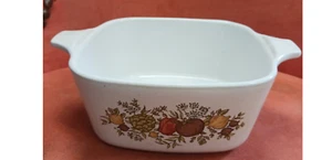Horno microondas vintage Corning Ware Spice of Life 2 3/4 tazas para hornear - Imagen 1 de 3