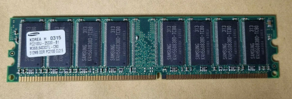 Samsung 512 MB DIMM 266 MHz DDR SDRAM Memory (M368L6423DTL-CB0) - Image 1 of 1
