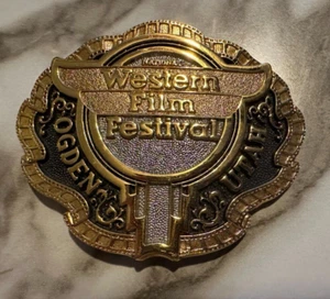 Festival Nacional de Cine del Oeste Ogden Utah Edición Limitada Hebilla de Cinturón 24KGP 1985 - Imagen 1 de 4