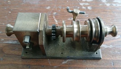 Netzwinde/Trawlerwinde/Verholwinde 69x33x34mm Messing Gebraucht  - Bild 1 von 3