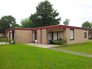 Lemmer Ijsselmer Gruppenbungalows direkt am Ijsselmeer - Bild 1 von 12