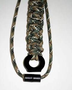 Breakaway Feuerstarter Halskette mit extra reflektierenden 550 Paracord Survival Kordel - Bild 1 von 9