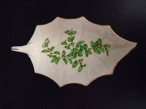 Plato de caramelo Lenox Holiday Leaf Holly Berry borde dorado mango Bon Bon Tidbit 10" - Imagen 1 de 9