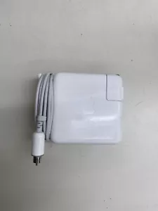 Genuine Apple PowerBook iBook G3 G4 Charger / Adapter 45W - Picture 1 of 2