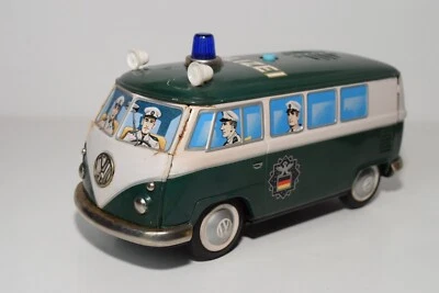 A79 1:24 Y YONEZAWA 171 JAPAN TINPLATE VW VOLKSWAGEN TRANSPORTER T1 POLICE RARO - Immagine 1 di 4