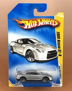 Hot Wheels 2009 New Models 2009 NISSAN GT-R Silver w/10s wheels (01/42) - Picture 1 of 4