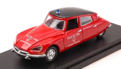 MODELLINO AUTO STATICO POMPIERI RIO CITROEN DS 19 DE VILLE LYON 1956 SCALA 1:43 - Immagine 1 di 4