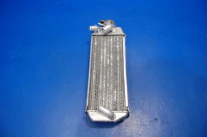 1998 96-00 RM250 OEM RIGHT FILL SIDE RADIATOR COOLING MOTOR AIR 17710-37E00 - Bild 1 von 22