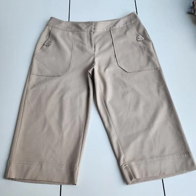 IZOD Women's XFG Stretch Shorts Beige Bermuda Women's 30x16  Size 4 - Image 1 of 4