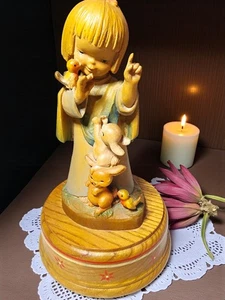 ANRI Ferrandiz Carved Wood Music Box "Talk to the Animals" Reuge Working - Picture 1 of 8