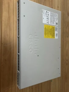 CISCO C9200L-48P-4X-E CATALYST 9200L 48-PORT PoE+ 4 x 10G. - Picture 1 of 3