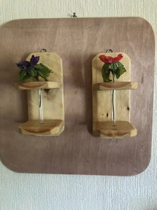 PAIR OF RUSTIC RECLAIMED / PALLET WOOD WALL HANGING / TEST TUBE VIALS / FLOWER - Picture 1 of 5