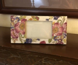 Decorative Mc Childs Wooden Picture Frame for a 5” X 3.5” Photo - Picture 1 of 5