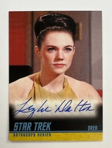 Star Trek Autograph Series 2009 Lezlie Dalton as Drea Auto AR63 - Imagen 1 de 2