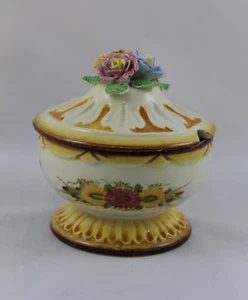 Antiguo Azucarero de porcelana Valenciana, Estilo PEYRO sellado en base. - Imagen 1 de 5