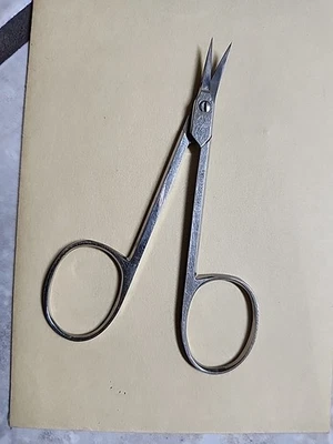 (12) Revlon 2045 Cuticle Vintage Scissors - Image 1 of 2
